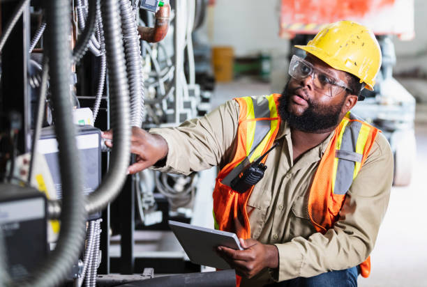 Best Circuit Breaker Repair  in Pine Crest, TN
